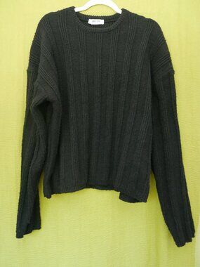 Double Zero Black Crew Neck Sweater, size M